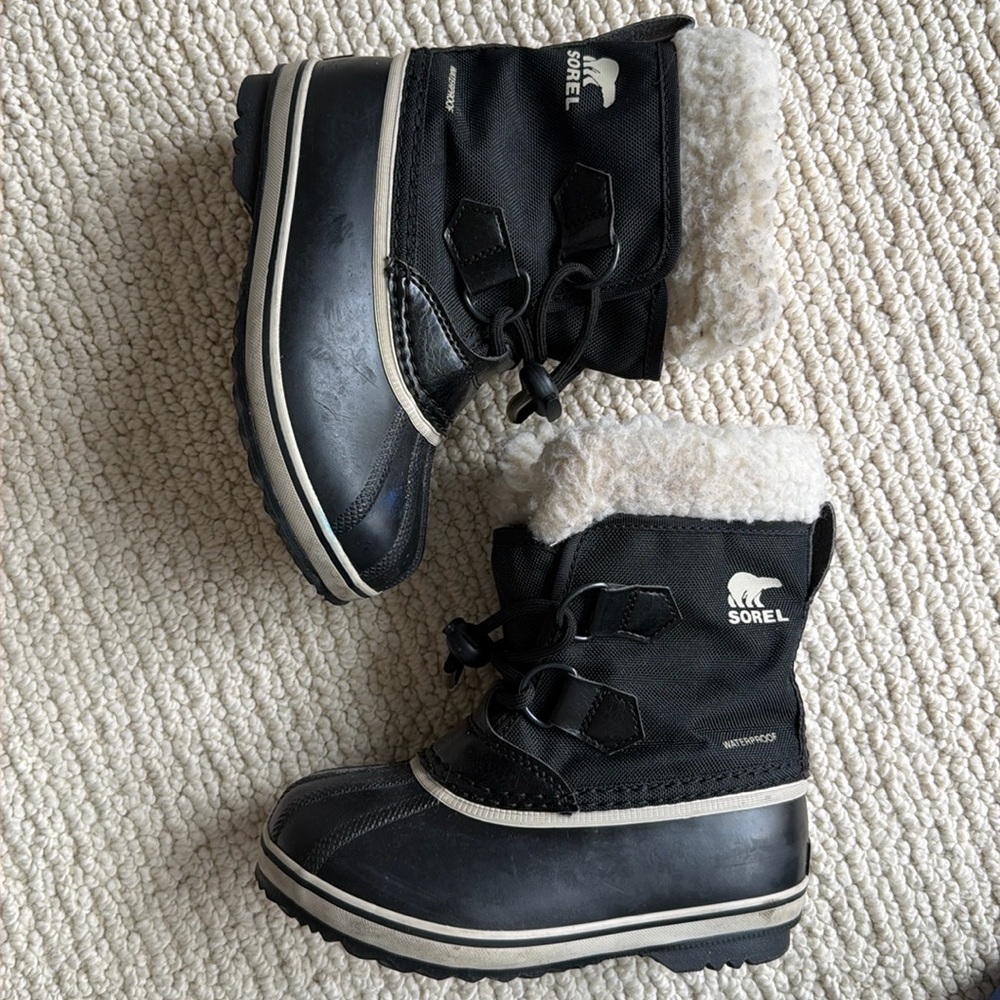 Sorel Kids Black White Winter Snow Boots